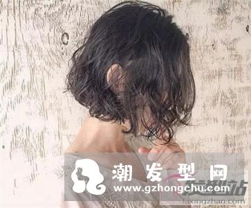 齐肩波波头怎么烫最好看 小卷波波头微烫发发型最近好火