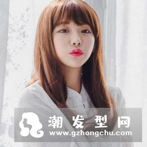 短发发尾烫哪种好看 S型外翘发尾年轻又时尚