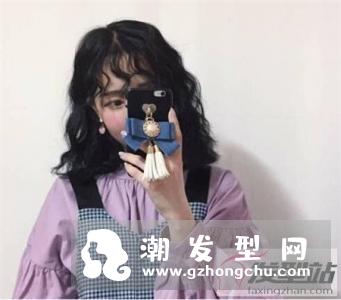 短发烫什么卷好看 小卷烫短发气质翻倍