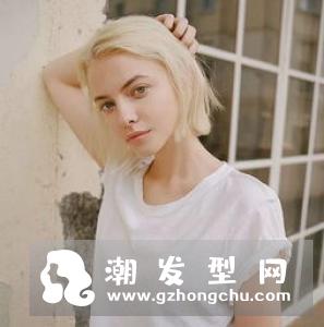 女生齐脖短发怎么扎好看 太简单手残女生必会发型