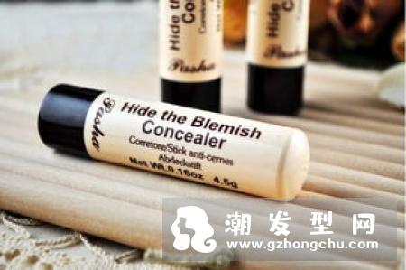 遮瑕膏可以涂嘴唇吗 可以遮疤痕吗