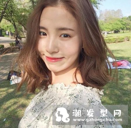 陶瓷烫怎么烫好看 这样弄灵动洋气显女人味