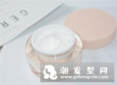 玛丽黛佳素颜霜价格多少钱 和自然堂素颜霜哪个好