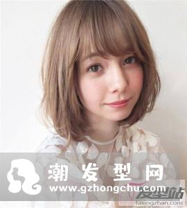 日系波波头烫发 显瘦睡不醒短发