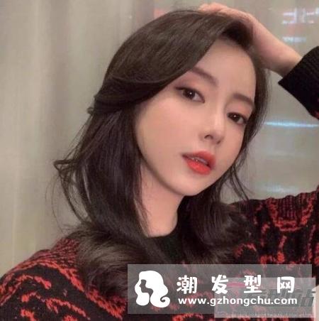 现今最流行的“云朵烫” 显脸小让你美到飞起