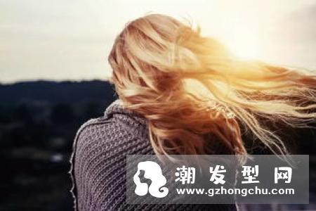 分叉的头发一定要剪吗 用什么洗发水好