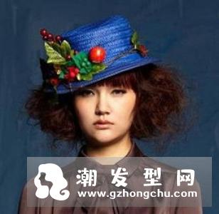 满烫发型图片 小心爆炸头成梅超风