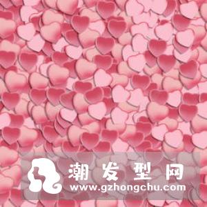 kiko2018情人节爱心高光是什么颜色 试色是怎样的
