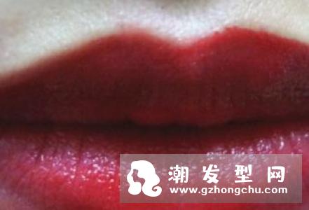 范冰冰同款娇兰口红是哪几个色号 25和28号试色