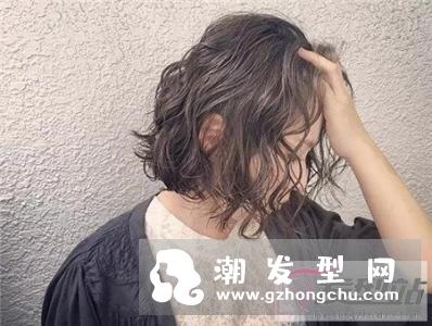 齐肩波波头怎么烫最好看 小卷波波头微烫发发型最近好火