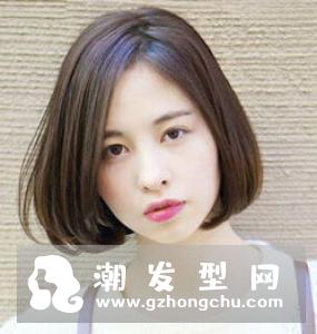 齐脖短发发型图片 外翘内扣波波头烫发设计