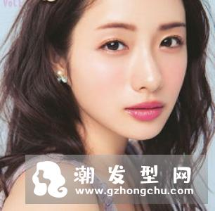 爆奶霜的正确使用步骤 和水光霜的区别