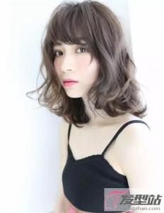 波波头烫发设计 空气感线条显瘦