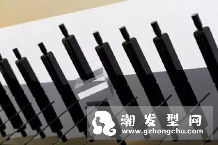 芦丹氏孤女闻着要吐了 和祖马龙哪个好
