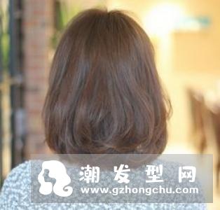 霉菌斑头发型图片 皮肤黑皮肤白适合什么发色