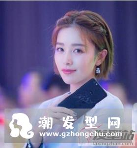 短发自己可以扎的发型 简单波波头扎发红遍时尚圈