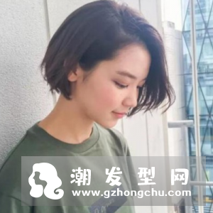 头发染黑色会掉成什么颜色 和茶色配起来是什么颜色