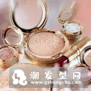纪梵希小绿皮305和322哪个好看 试色对比
