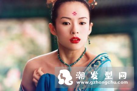 《哪吒》热映哪吒头成扎发新宠 这些女星扎哪吒头真的很好看