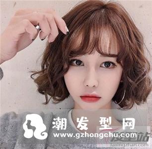 显瘦波波头短发 上窄下宽更减龄