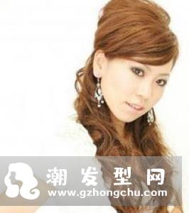 怎样扎直发公主头 这样扎甜美又淑女