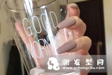 光疗甲多少钱一次 自己在家怎么卸