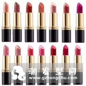 露华浓口红真假对比图 从盖子的松紧程度可以判断