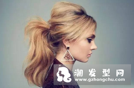 脸大怎么扎头发瘦脸 海滩式发髻来袭