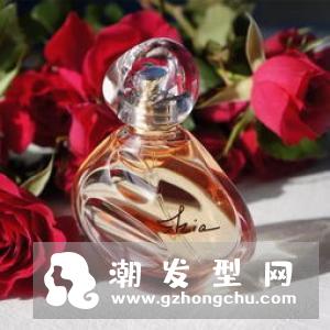 纪梵希大丽圣金香水浓香型味道 持香时间及适合人群