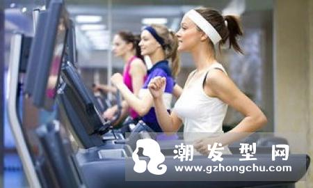 跑步机的正确姿势是什么 功率一般是多少