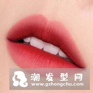怎么画唇妆显嘴唇厚 哑光复古唇欧美唇来了