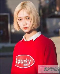 亚麻白金波波短发 甜美显白又撩人