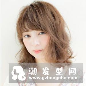 睡不醒短发怎么烫好看 慵懒自然显女人味