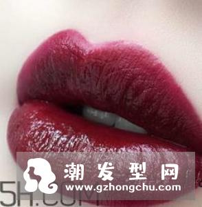欧莱雅固体唇釉911是什么颜色 试色是怎么样的
