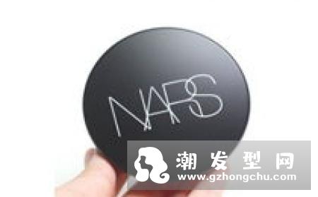 气垫bb霜和遮瑕膏哪个先用 使用顺序是怎样的