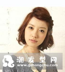 日式少女编发发型 减龄神器让你甜度爆表