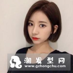 女生怎么梳中分好看 贴服中分发型显气质