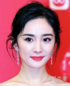 谈判官杨幂同款职场妆容怎么画 适合什么颜色口红