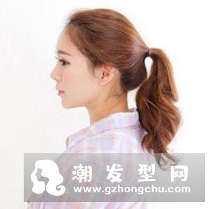 短发马尾辫的扎法 发蜡少不了