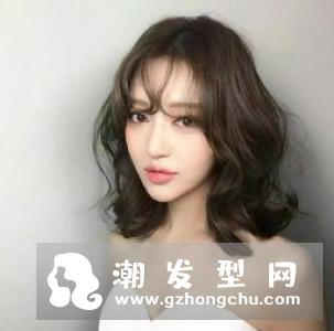 女生烫什么发型好看 超流行烫发打造时尚女神