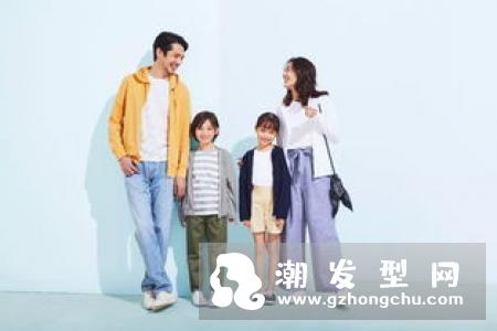 戴帽子和打伞哪个更防晒 下雨天戴帽子还是打伞