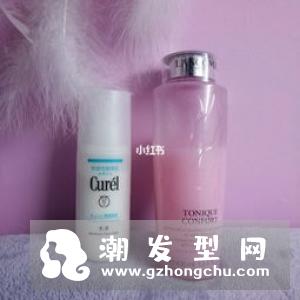 倩碧黄油含酒精吗 和兰蔻粉水的区别