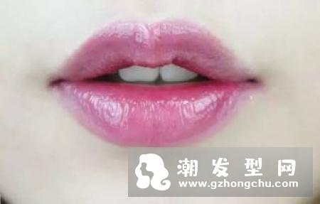 唇刷的使用方法图解 怎么沾取口红