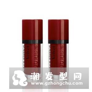 妙巴黎唇釉19号是什么颜色 试色是怎么样的