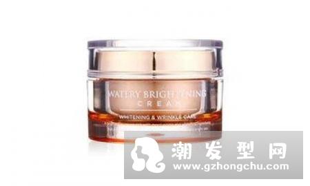 ahc和v7素颜霜哪个好用 有什么区别