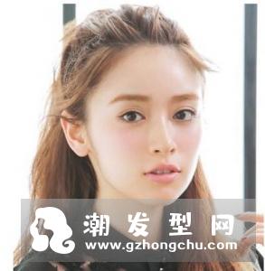扎马尾前面的碎头发怎么办 怎么弄好看
