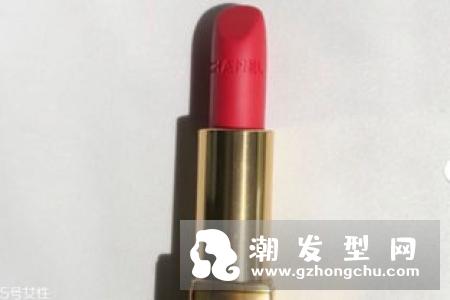 香奈儿丝绒口红169是什么颜色 试色是怎么样的