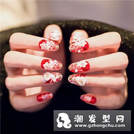 美甲片自己怎么贴 怎么卸掉