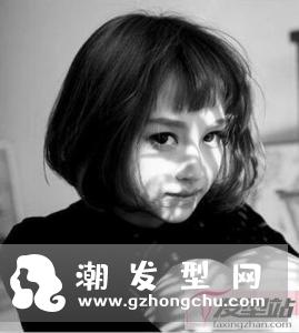 黑色波波头好看吗 不染发也清新唯美