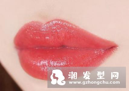 香奈儿可可小姐唇露748是什么颜色 试色是怎样的